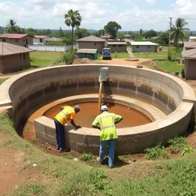 limpeza no reservatório do bairro Gabiroba