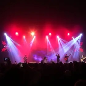 camarote desaba durante show de Ferrugem