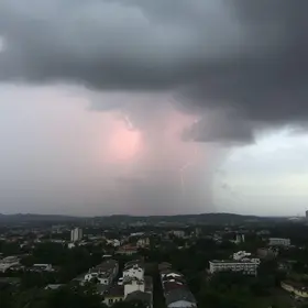 alerta de tempestade e granizo em Minas Gerais