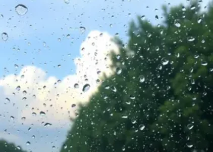 chuva rápida e isolada em Goiânia