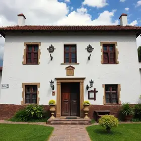casa com desenhos feitos por escravos
